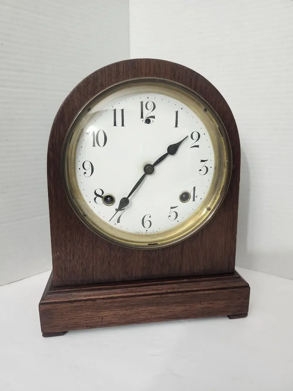 Vintage Sessions Eight-Day Cathedral Gong Mantel Clock Untested